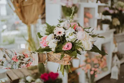 Kwiaciarnia Żenia Maksym Vovchok - kwiaty, kwiaciarnia, dekoracje ślubne